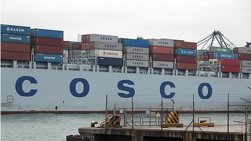 ↑ 코스코의 컨테이너선박