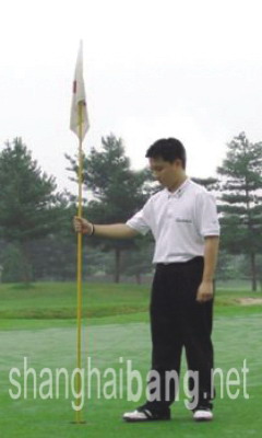 깃대를 꽂아야 할까? 빼야 할까?