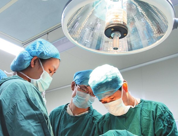 오타로 가슴 절제한 여성에게 15만위안 배상 판결