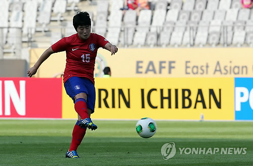 <동아시안컵축구> 그 명성 그대로..김나래 중거리포
