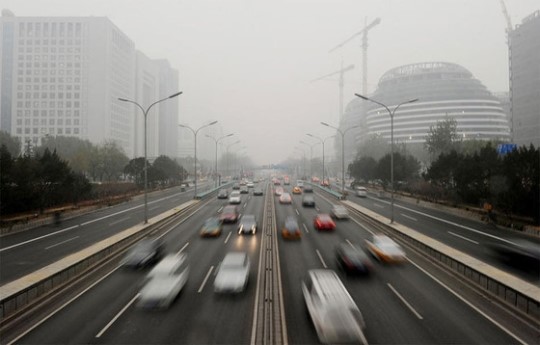 양팔없는 '대륙의 기사' 16만Km 수동 운전…문제는 무면허