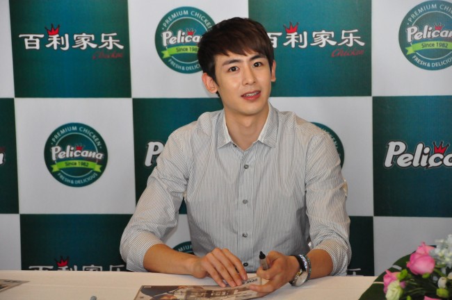 닉쿤 팬싸인회, 허촨루 후끈