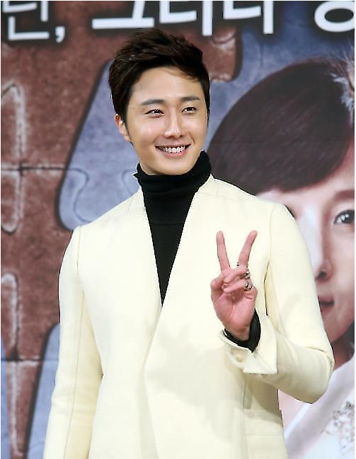 정일우, 비자 분실로 중국에 발 묶여…"귀국 일정은 미정"