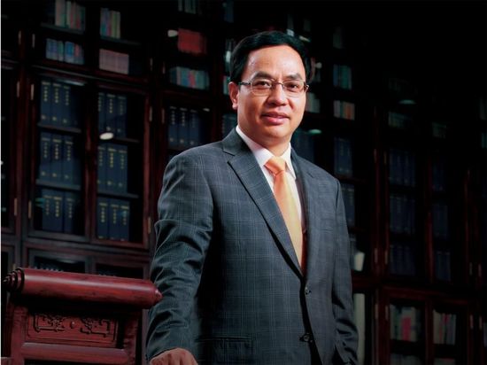 리허쥔, 마윈과 왕젠린 제치고 중국 최고 부호 등극