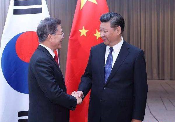 韩 "문 대통령 내달 방중"...中 "이달 외교장관 방중 환영 뜻"