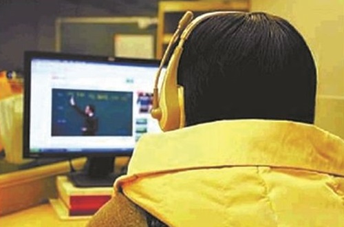 中 온라인 교육 시장 규모 30조원, 스타강사 '훨훨'