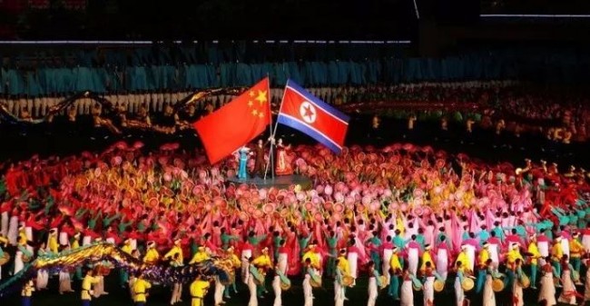 중국 예술단 평양 방문...'4월의 봄' 예술축제 참여
